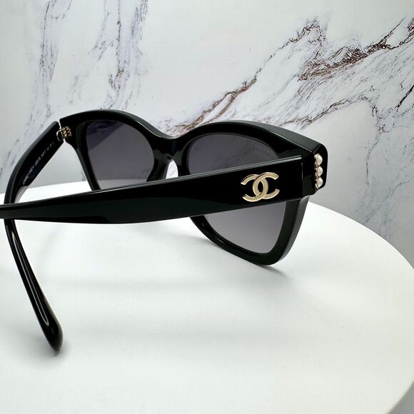 New CHANEL Sunglasses - Picture 16 of 16